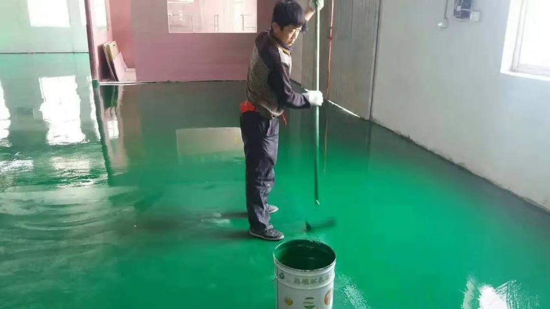 自流平水泥地板.jpg
